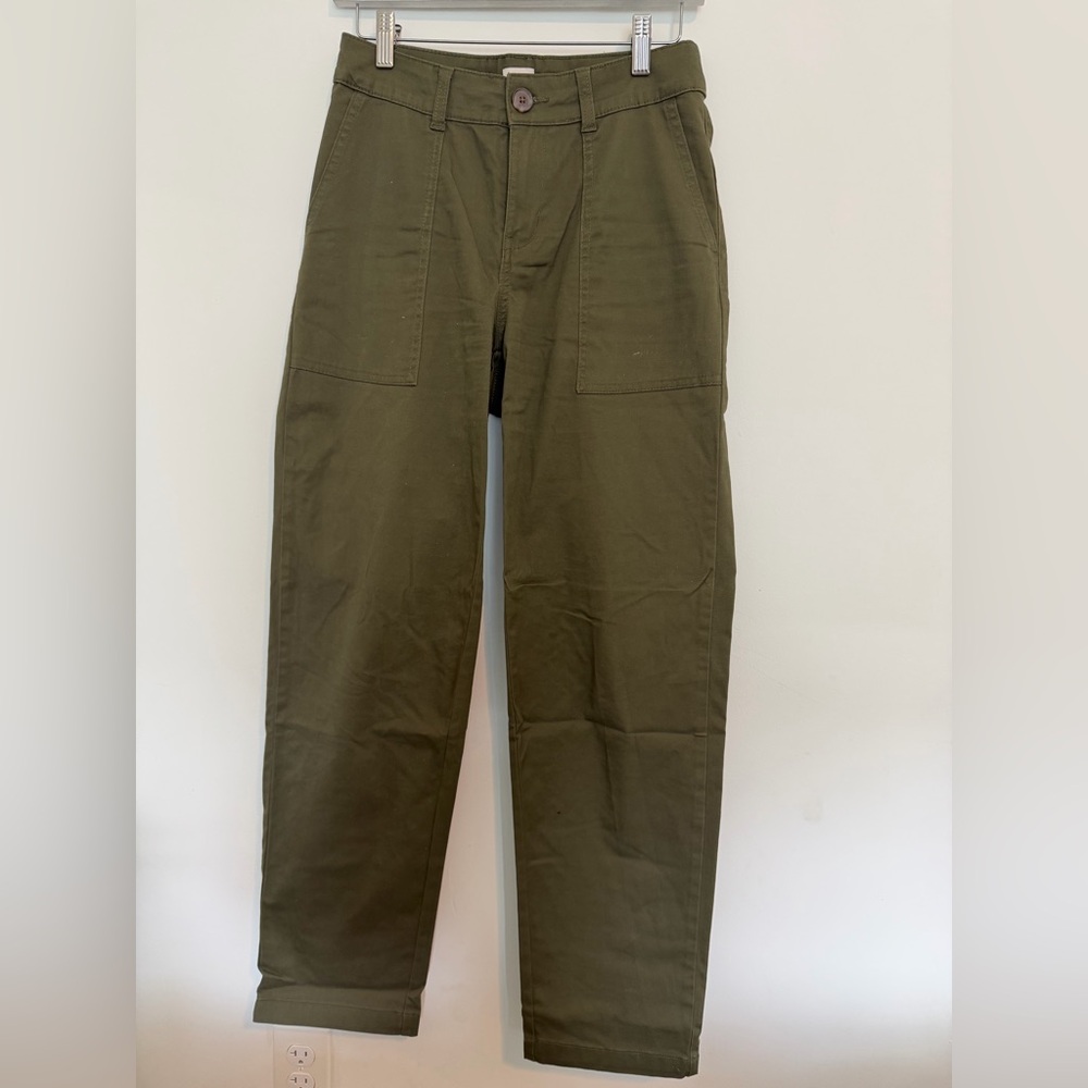 a new day women’s Cargo Pants in Olive